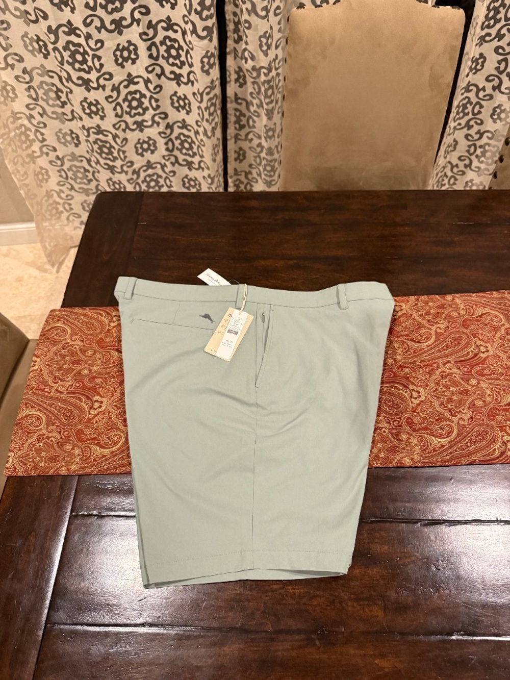 Tommy Bahama Men's Size 44 Sea Pine Barbados Pro 9 Shorts MSRP $115